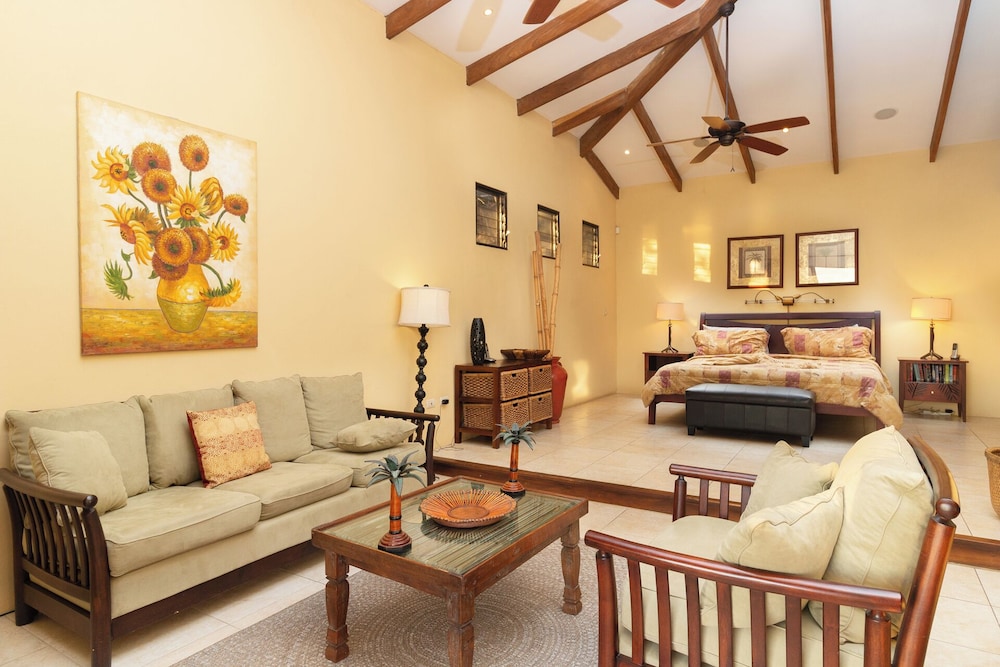 Oceanview Villa with Wrap-Around Terrace, Private Pool, Hot Tub, and Guesthouse
