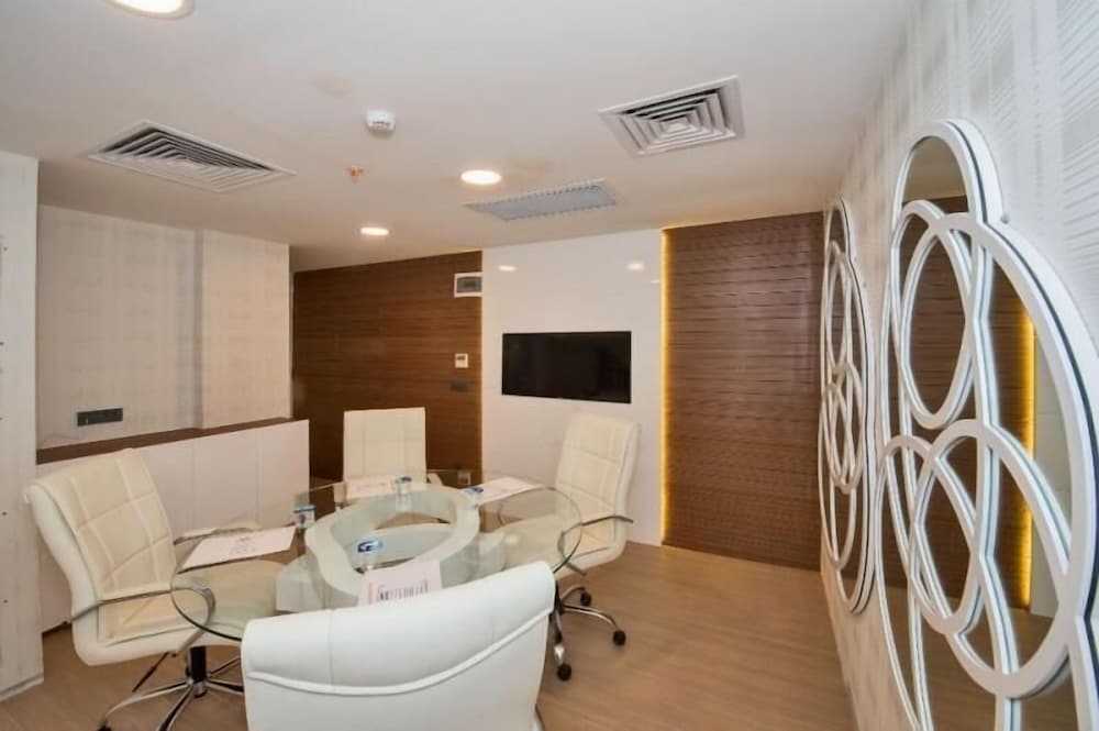 Inntel Hotel Istanbul - Image 21