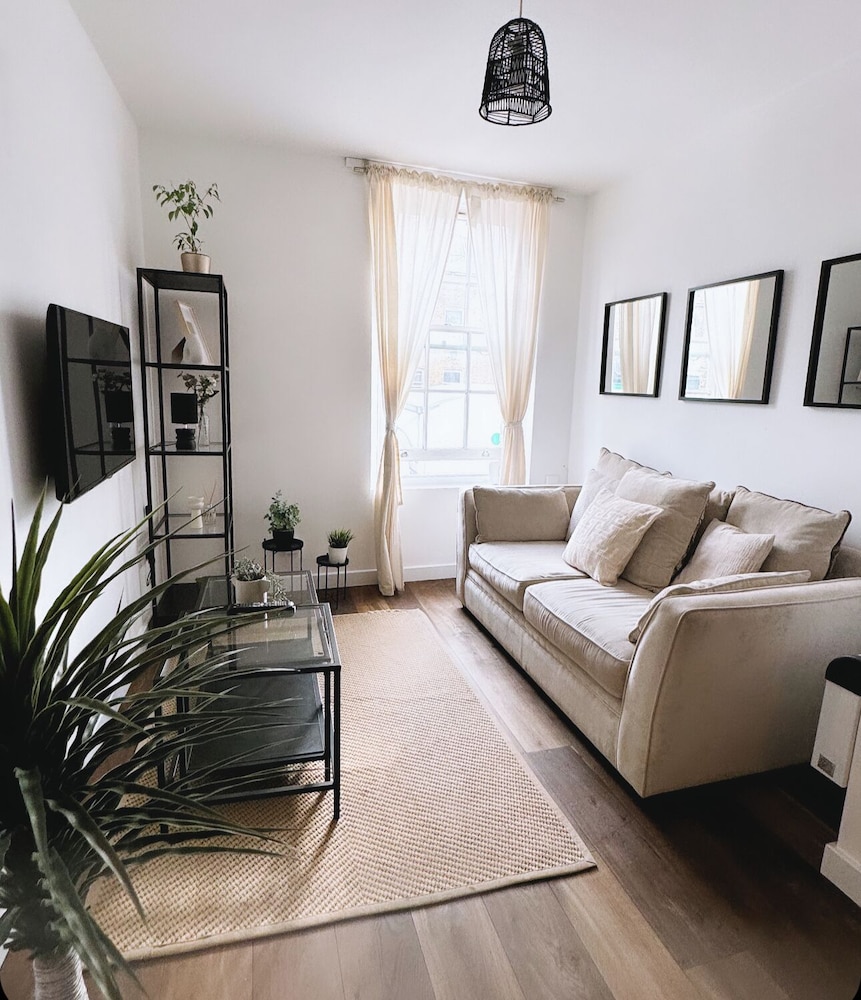 Cosy One Bedroom London Apartment
