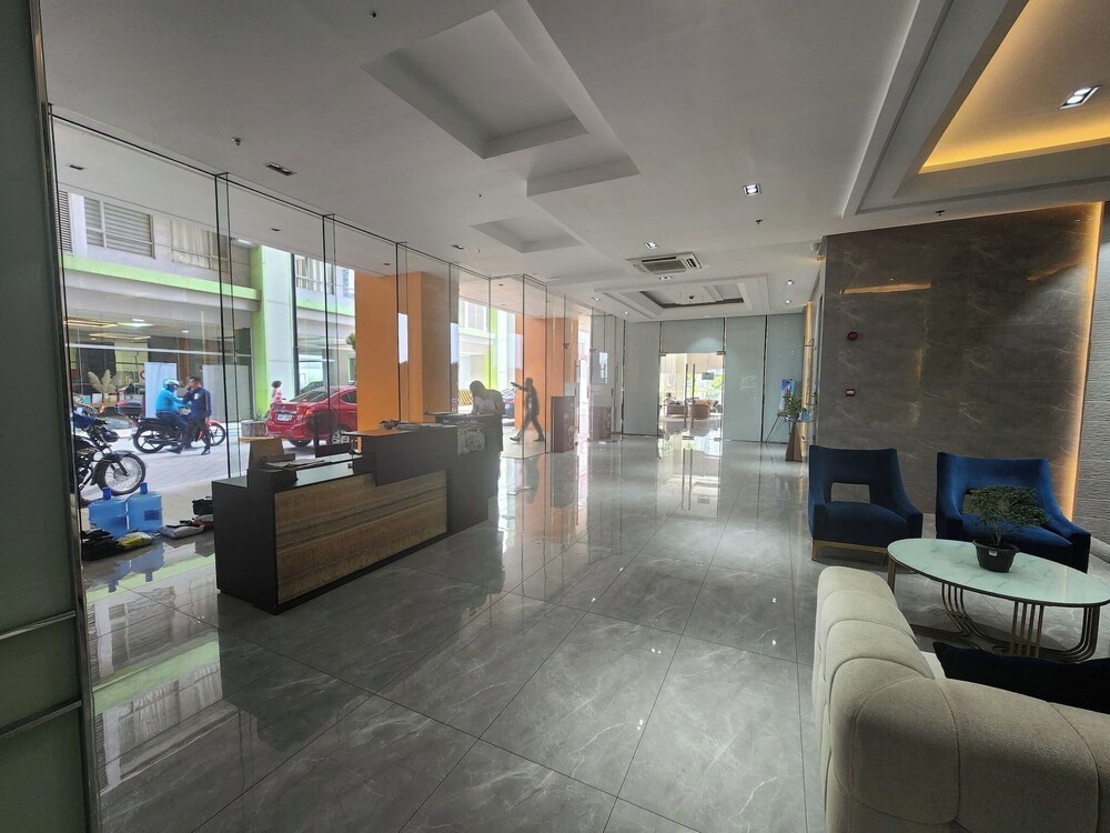 Cozy 1BR Condo in Mandaluyong City With City Skyline View