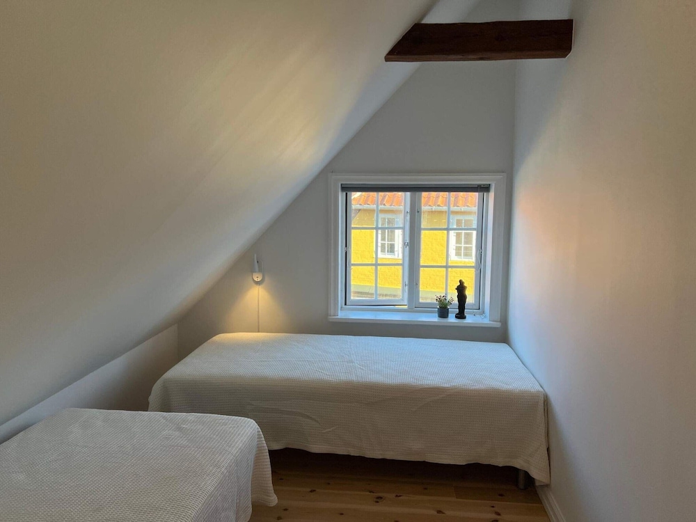 6 Person Holiday Home in Svaneke view 3