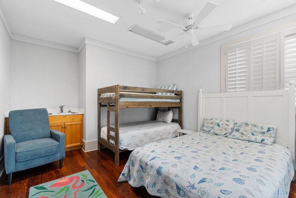 Lachicotte Vacation Rentals