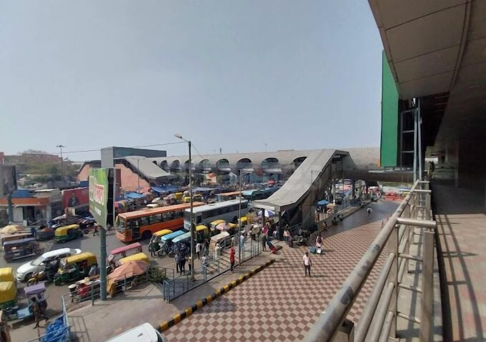 The Metrostay Delhi