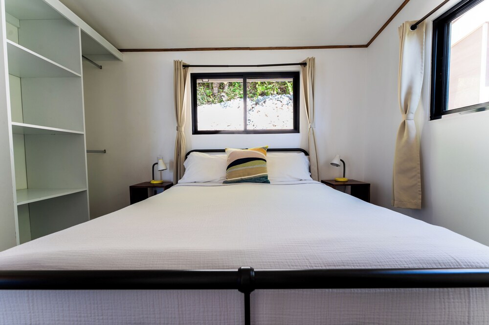 Sea View Paradise Retreat by Sea N' Rent