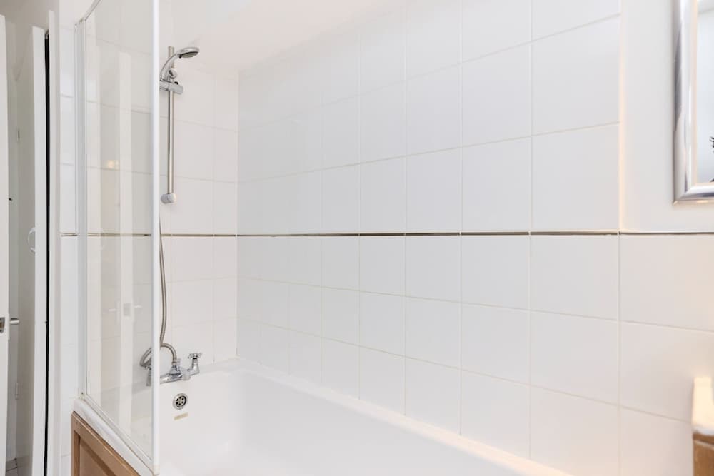 The Oxford Garden House - Spacious 5-bed Oxford Home With Garden Balcony