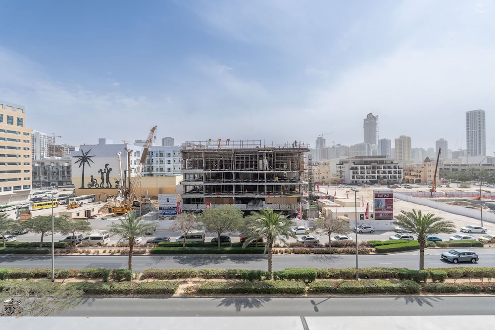 Incredible Studio in Jumeirah Village Circle