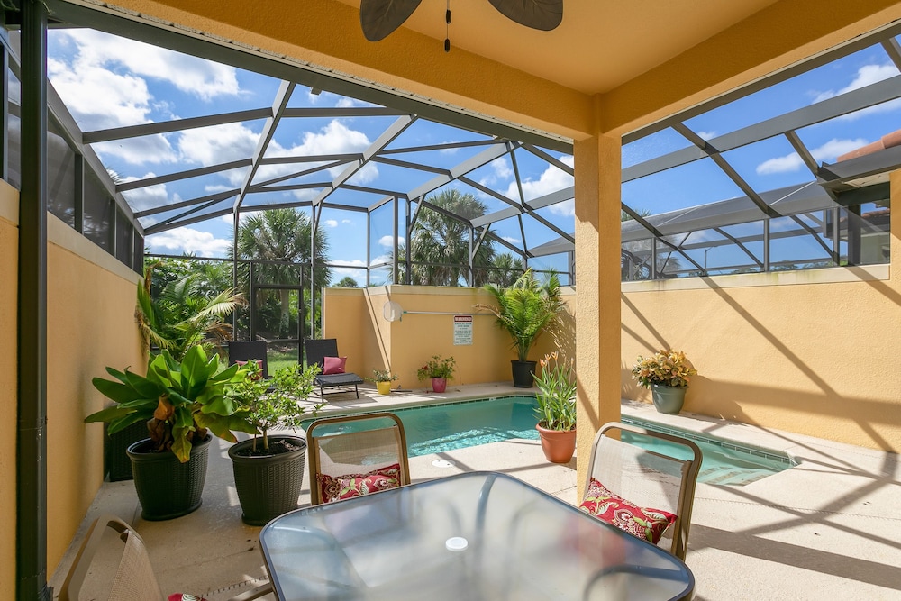 7BR Pool Home Emerald Island by SHV-8409