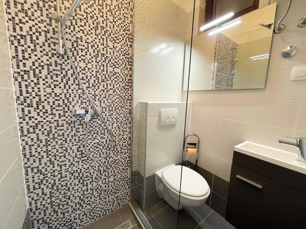 Studio apartment Šarić 2