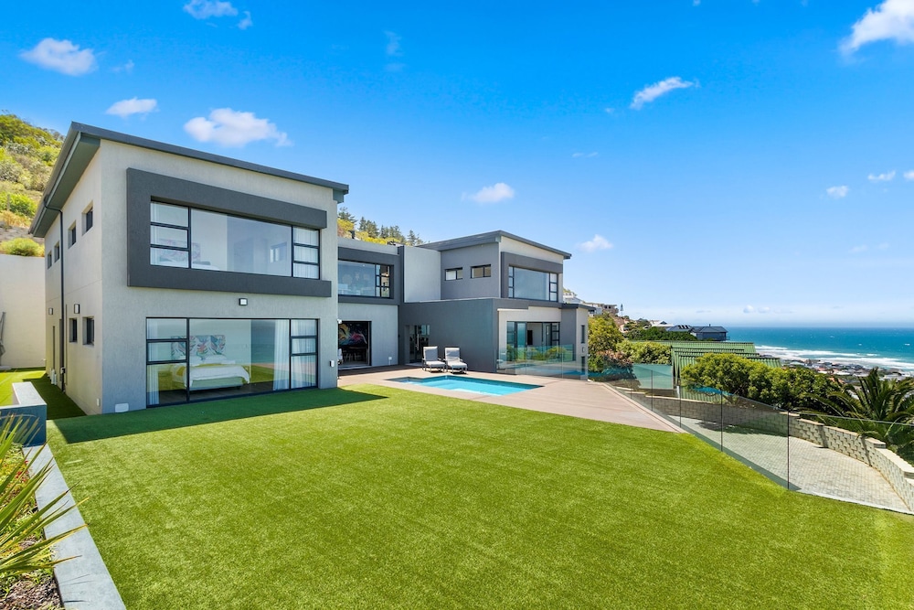 31 Flamink Crescent Ave