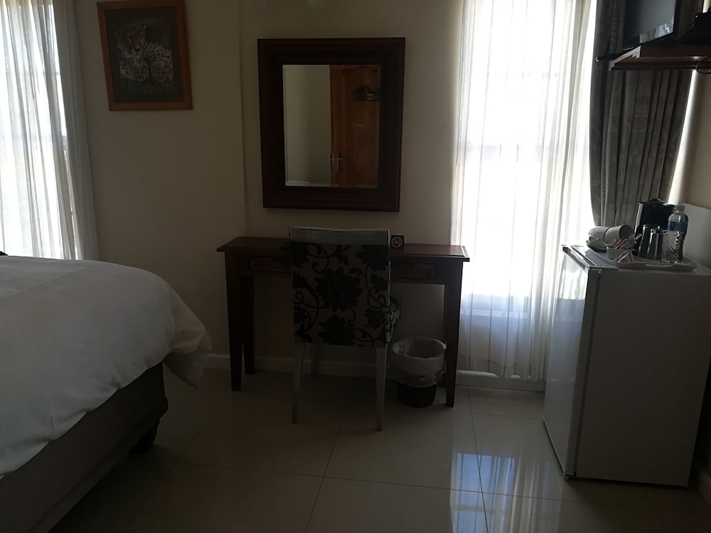 Photo 48