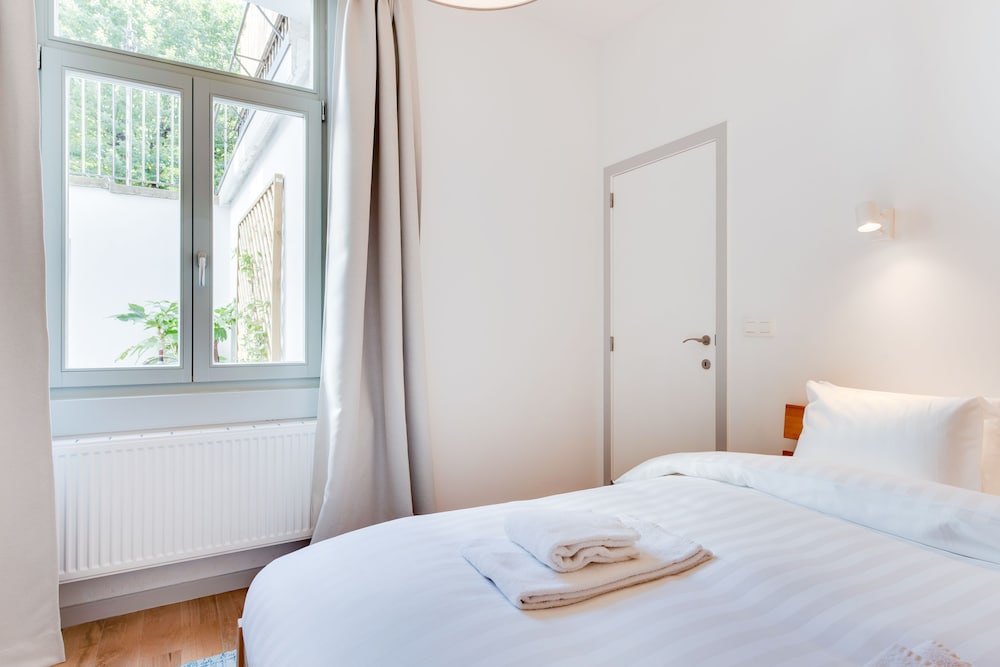 Europea Newton Boutique Hotel Residences view 2
