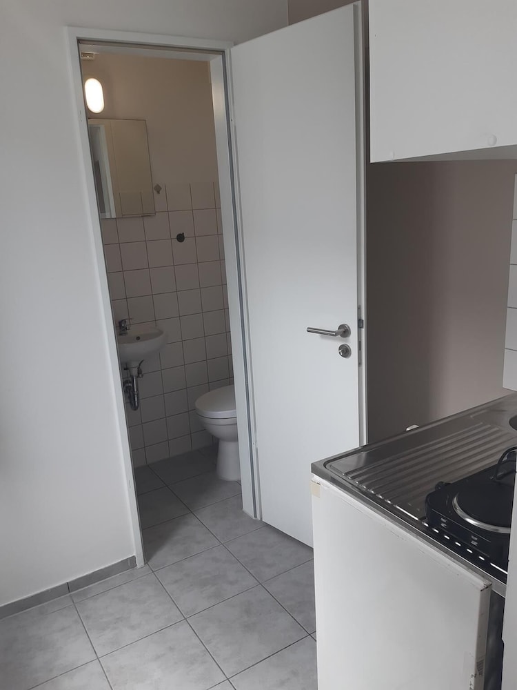 2-Rent Group Hostel Apartments SEN14
