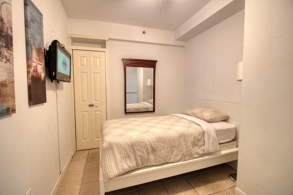 Private Apartments at the Casablanca