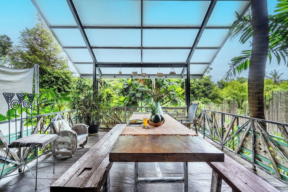 Your Dream Waterfront Villa