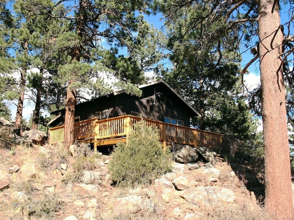 Denver Vacations - Lazy R Cottages: 5 2 Bedroom Cabin - Property Image 1