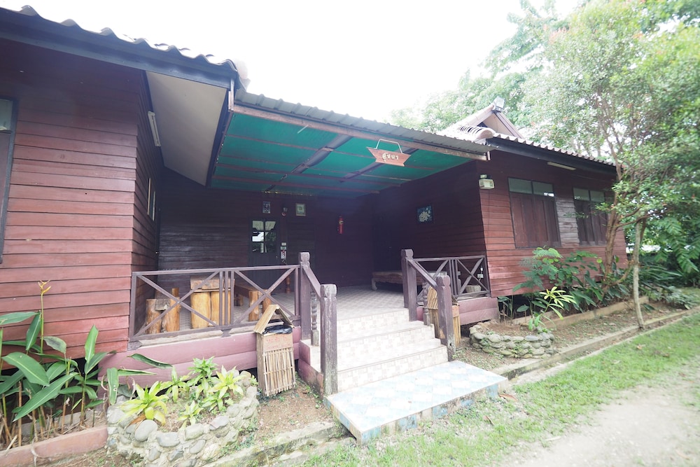Phu Resort