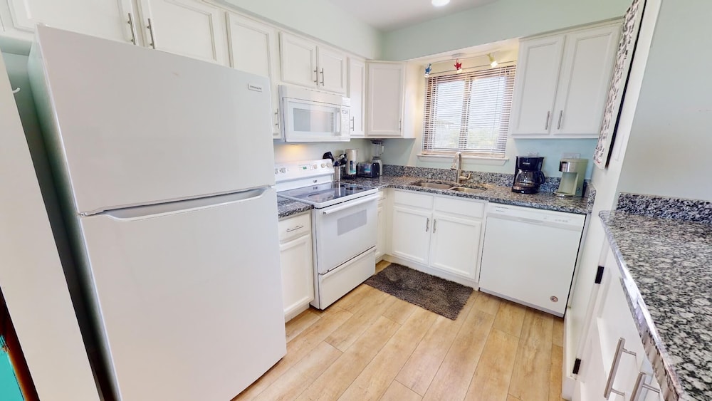 Lighthouse Point 2 by Tybee Vacation Rentals