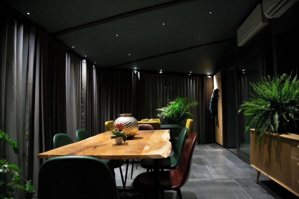 MANTRA Suite&Room