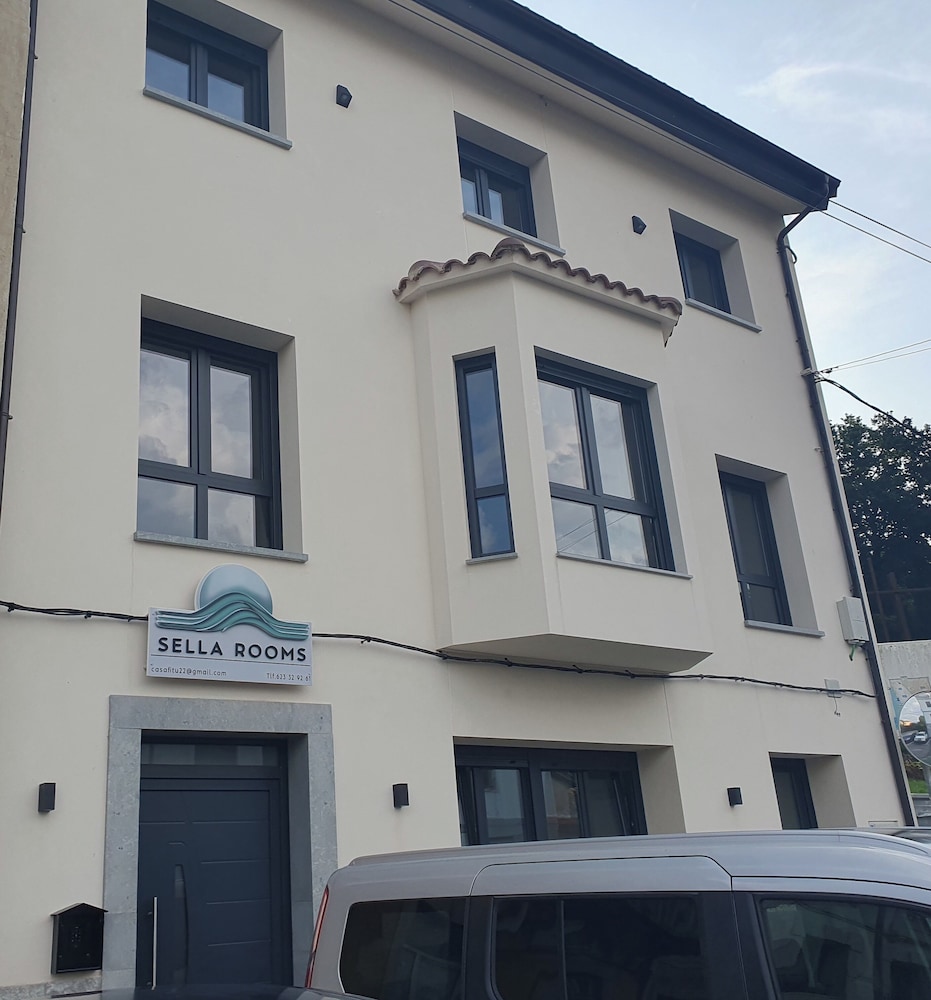Sella Rooms