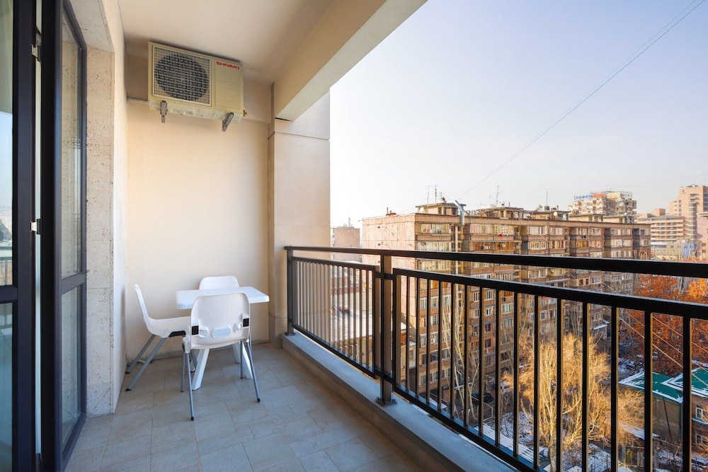 Stay Inn on Koghbatsi Str. 16
