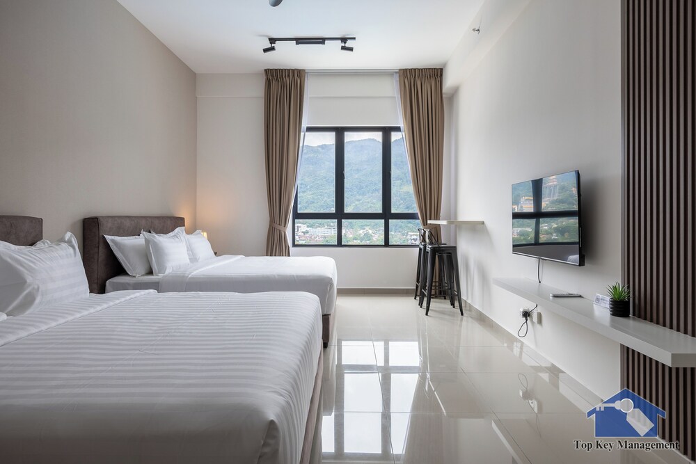 Sunshine Residence Suites