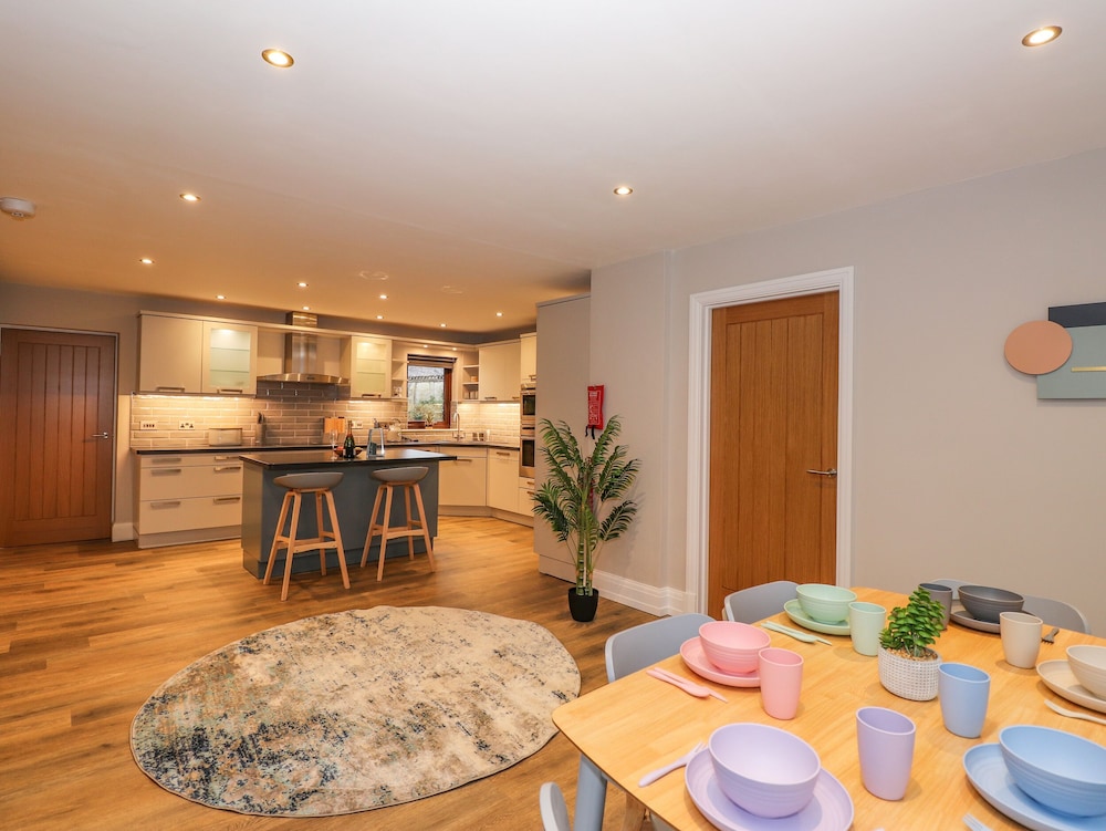 Crooklands Cottage