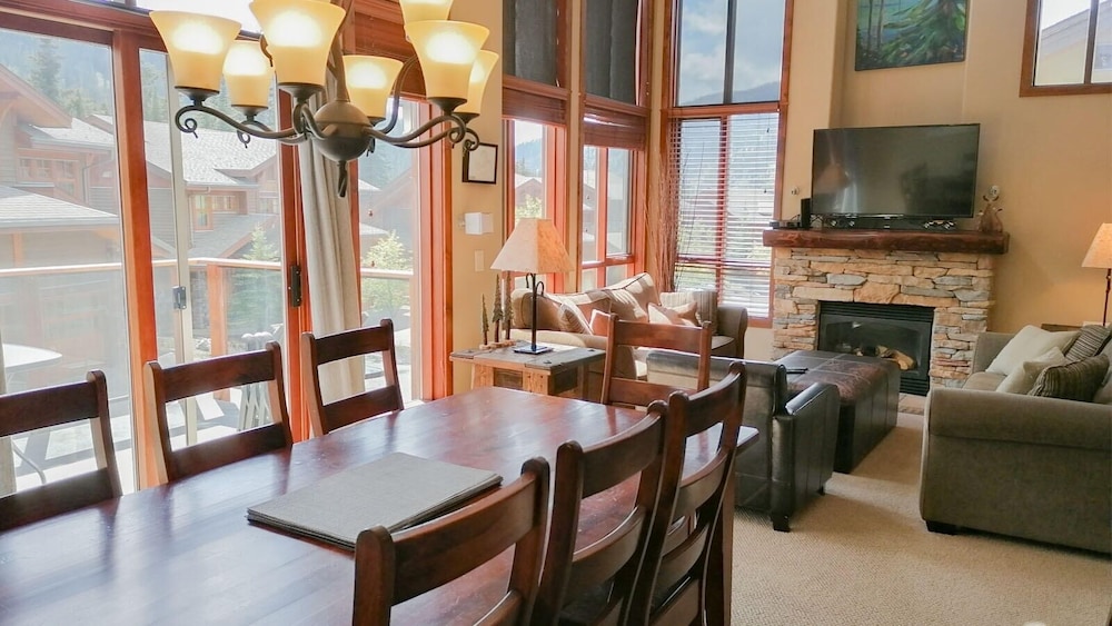 Sun Peaks Vacations - Woodhaven 19 - Property Image 5