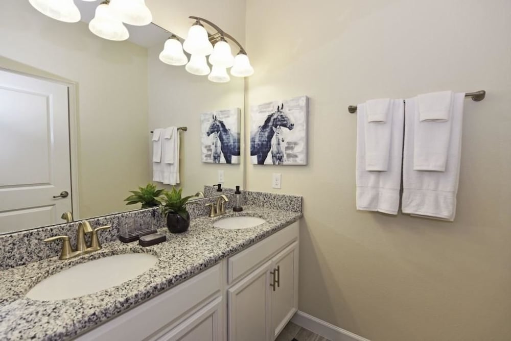 1610 Champions House 4 Bedroom by Florida Star - Image 5