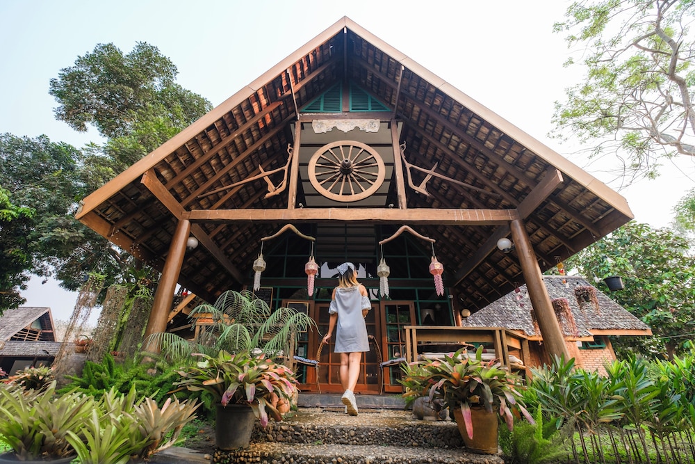 Ban MaeBo Local Stay
