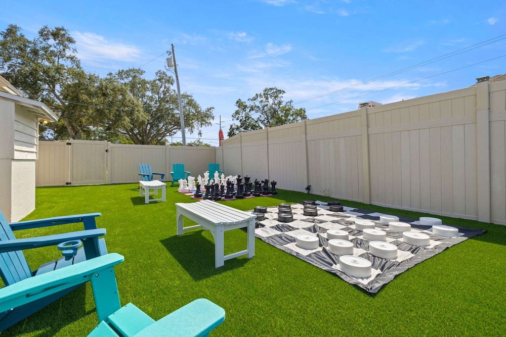 Pickle Ball Golf Pool Spa Game Room Beach
