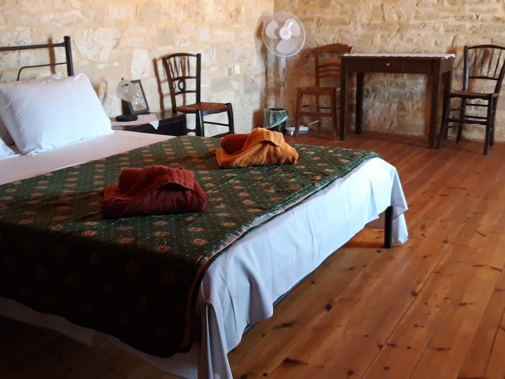 Spacious Villa in Margarites With Private Garden view 2