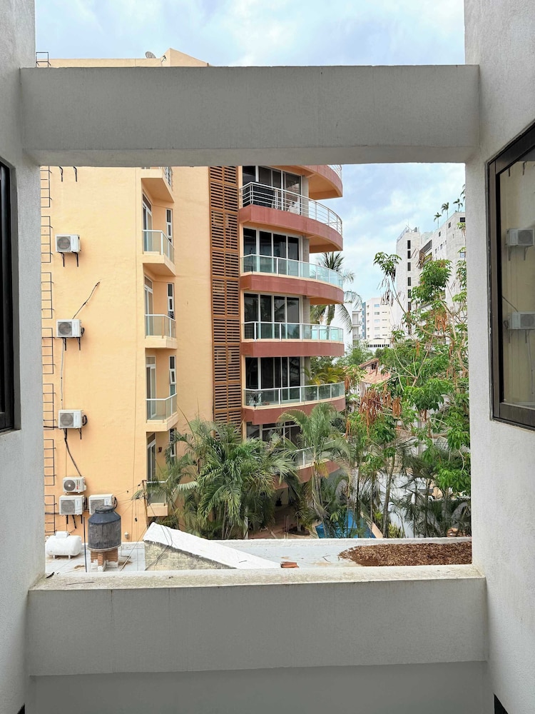 Amoara 301 Bohemian Rooftop