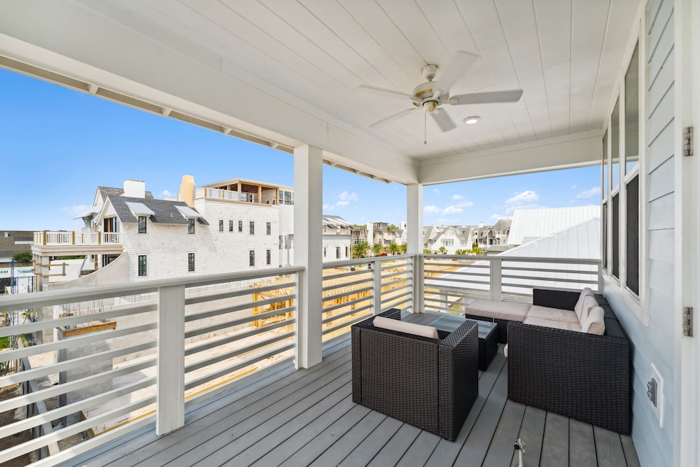 Prominence on 30A by Panhandle Getaways