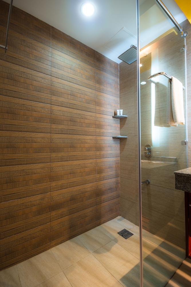 Cebu Vacations - Cebu Parklane International Hotel - Property Image 16