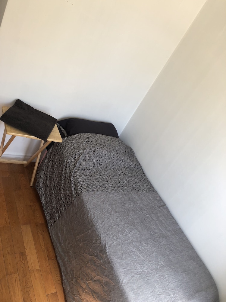 Kensington Apartments - Image 2