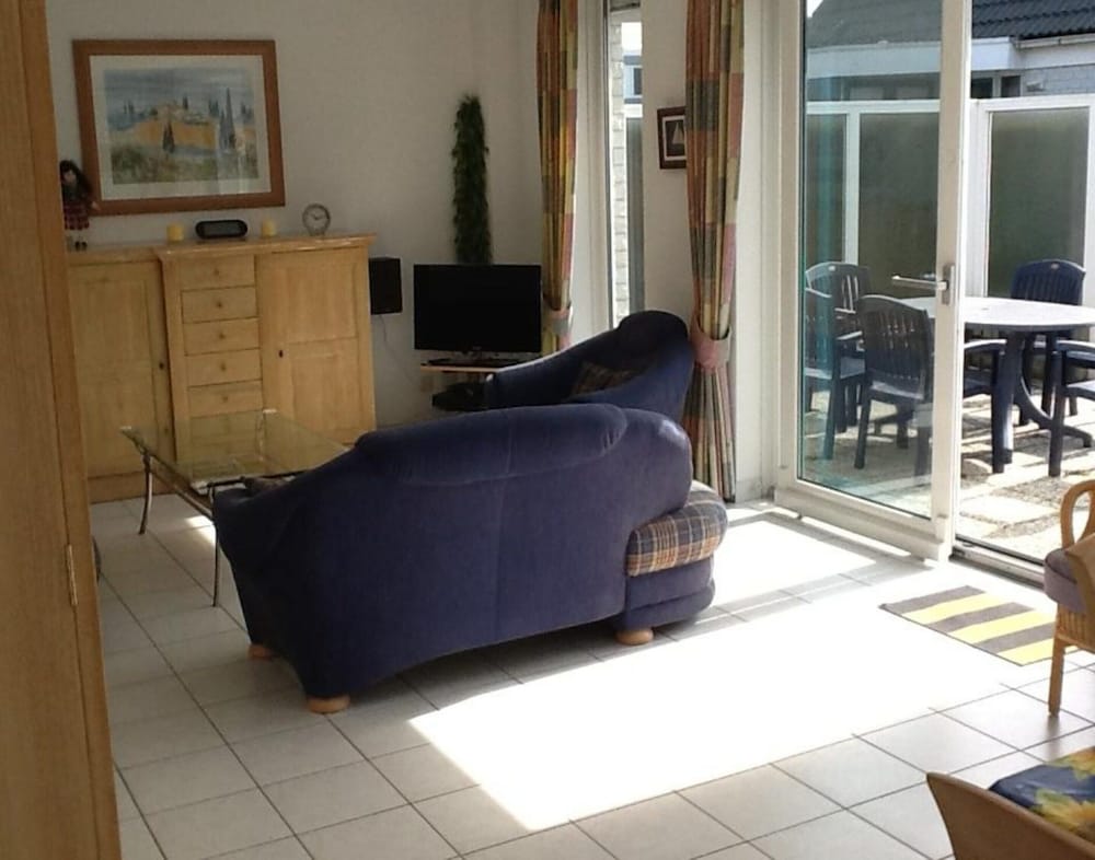 Bungalow for 6 People, Near the Beach