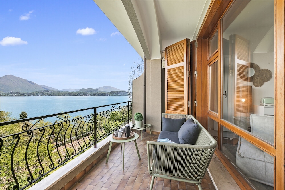Mon Reve Lake View Pool, Stresa
