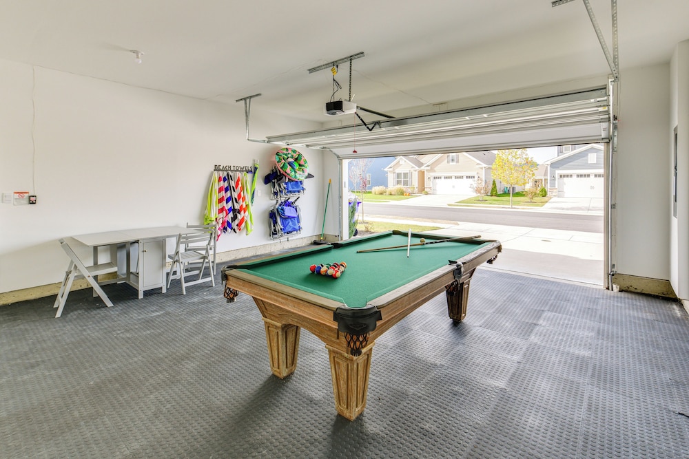 5 Mi to Bethany Beach: Home w/ Pool + Gym Access!