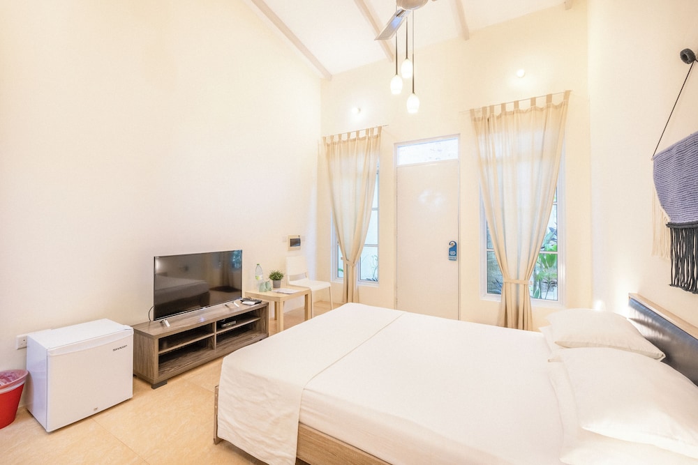 Three Hearts Guesthouse view 3