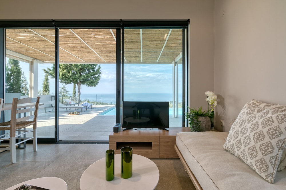 Art Blue Villas