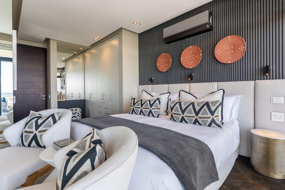 Bakoven Palms Villa - Ultra Lux Villa With Jacuzzi