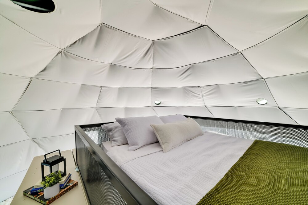 Glamping Getaway at The Coyote Dome in Franklin