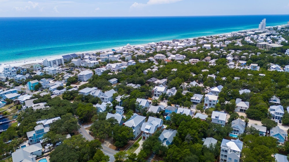 Magnolia Tides 6 Bedroom Home