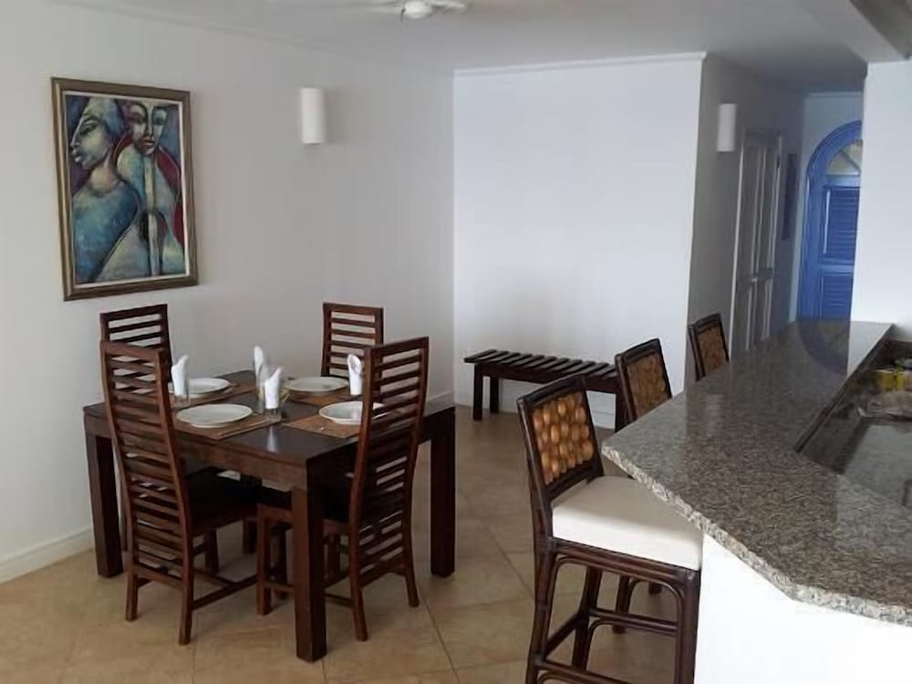 South Ocean Villa 402