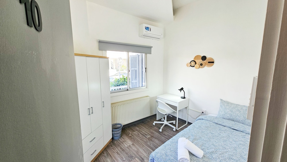 Hotel The Lemon Tree Hostel - Image 1