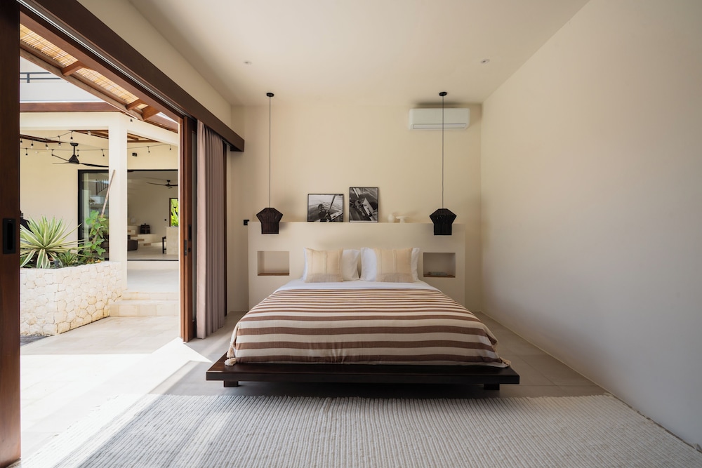 Rumah Tiha by Alfred in Bali