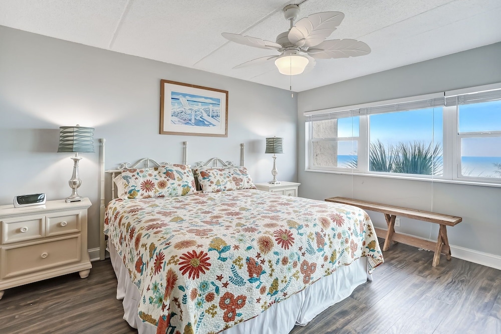 Amelia By The Sea 335 2 Bedroom Condo