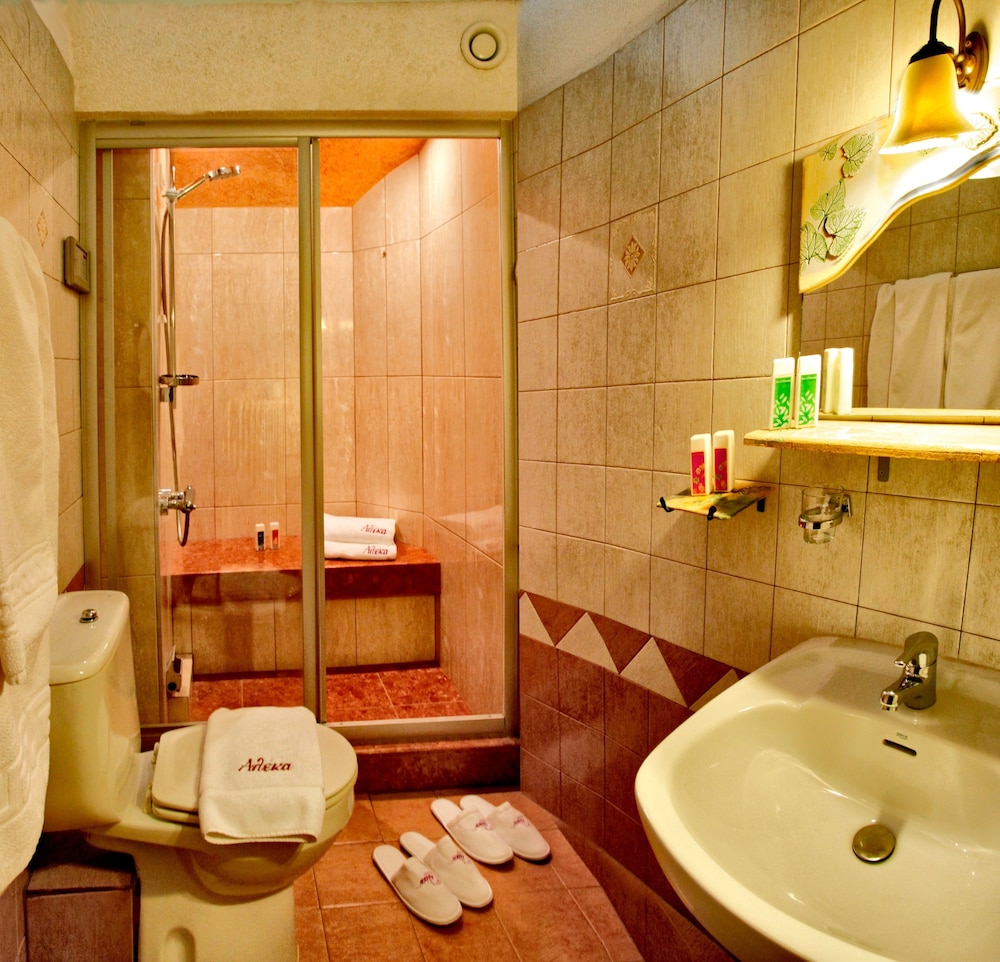 Photo 11