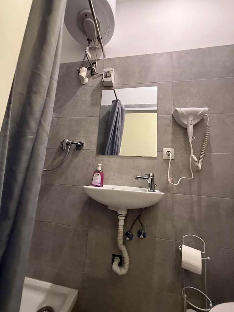Smart 1BR Apt Near Westbahnhof Station