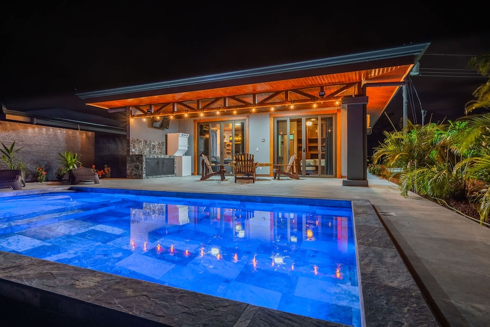Nayari Frog Farmstay Villa La Fortuna